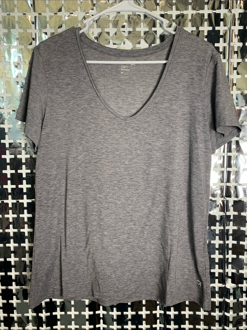 GAP Heather Gray V-Neck Short Sleeve Tee